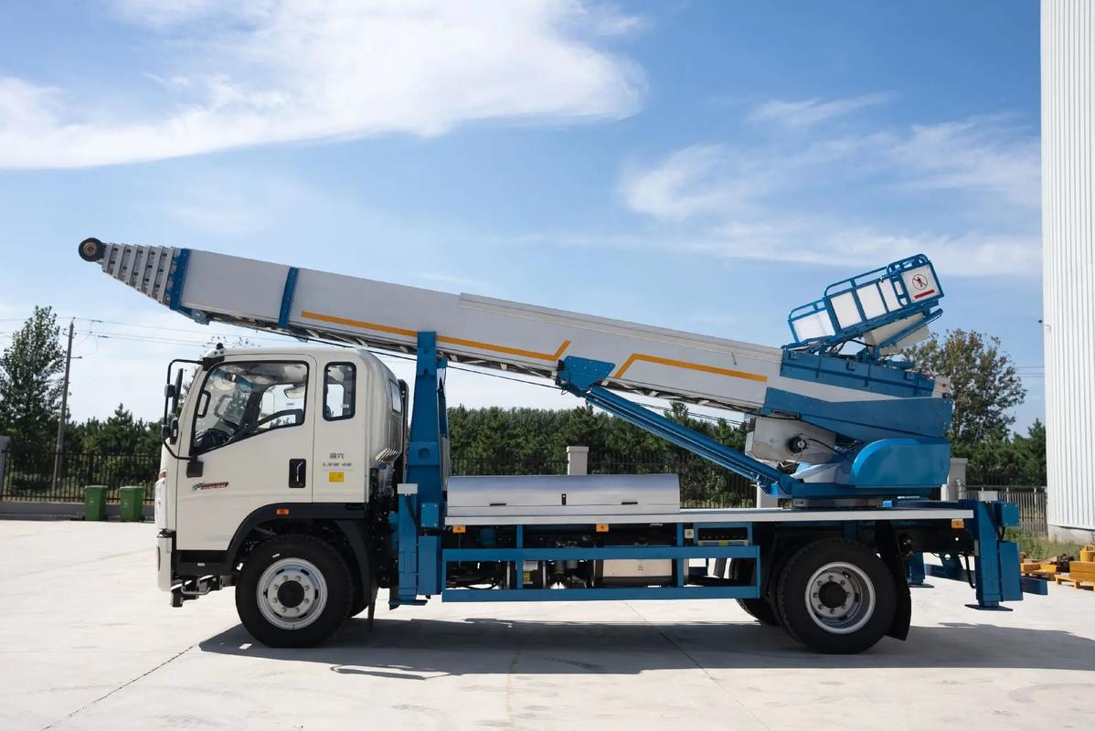 浙江云梯上料车租赁费用