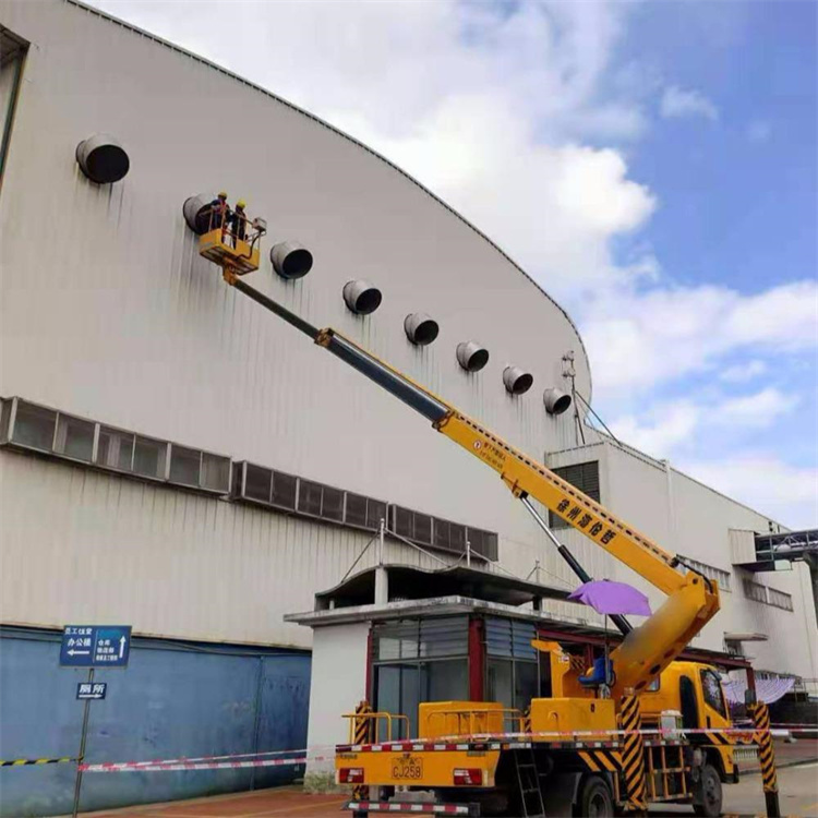 浙江高空作业车出租服务：专业广告牌安装解决方案